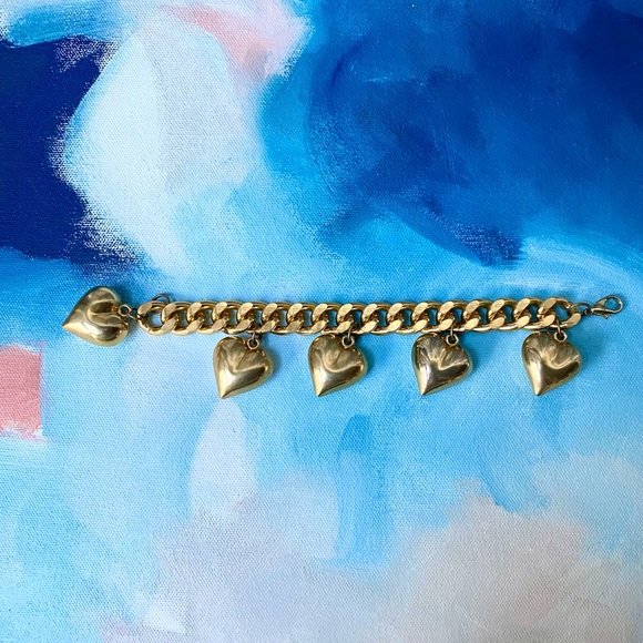 Carolee Gold Tone Chunky Heart Charm Bracelet - Picture 4 of 6